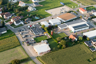 Vue aérienne de Zone commerciale de la Südstraße à le quartier Urloffen in Appenweier dans le département Bade-Wurtemberg, Allemagne