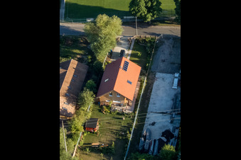 Quartier Billigheim in Billigheim-Ingenheim dans le département Rhénanie-Palatinat, Allemagne d'en haut