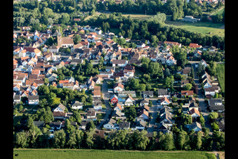 Quartier Billigheim in Billigheim-Ingenheim dans le département Rhénanie-Palatinat, Allemagne vue d'en haut