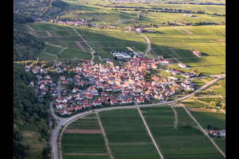 Vue aérienne de Vue de la ville depuis le sud à Eschbach dans le département Rhénanie-Palatinat, Allemagne