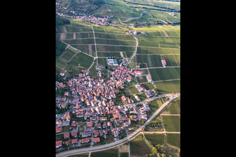 Vue aérienne de Vue d'ensemble du village depuis le sud à Eschbach dans le département Rhénanie-Palatinat, Allemagne