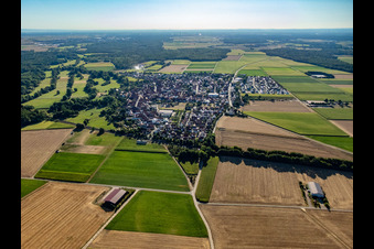 Steinweiler dans le département Rhénanie-Palatinat, Allemagne hors des airs