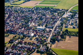 Vue aérienne de Brotäckerstraße depuis l'ouest à Steinweiler dans le département Rhénanie-Palatinat, Allemagne