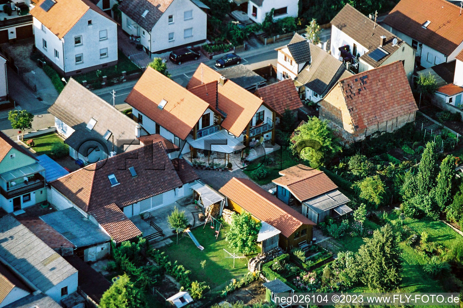Gänsried à Freckenfeld dans le département Rhénanie-Palatinat, Allemagne vu d'un drone