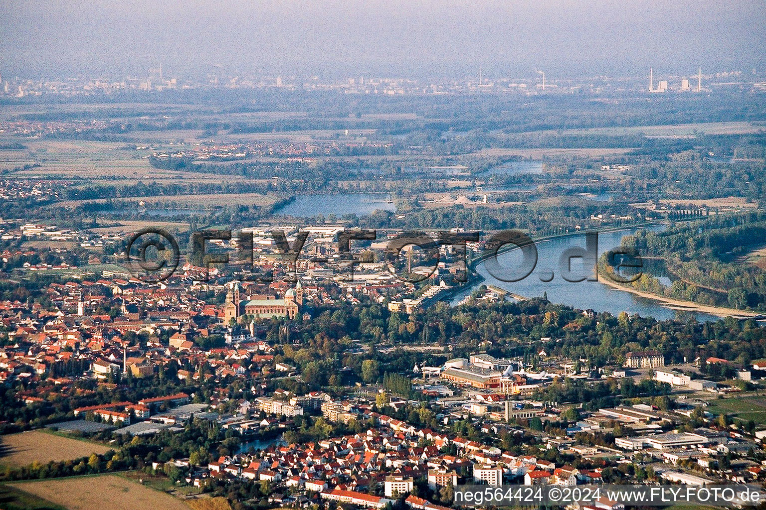 Photographie aérienne de Zones riveraines du Rhin à Speyer dans le département Rhénanie-Palatinat, Allemagne