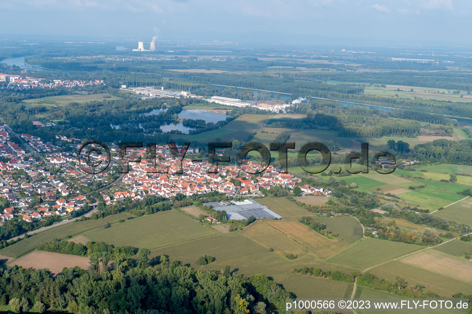 Vue aérienne de Quartier Sondernheim in Germersheim dans le département Rhénanie-Palatinat, Allemagne