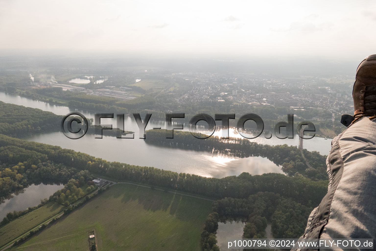 Vue aérienne de De l'est à Germersheim dans le département Rhénanie-Palatinat, Allemagne