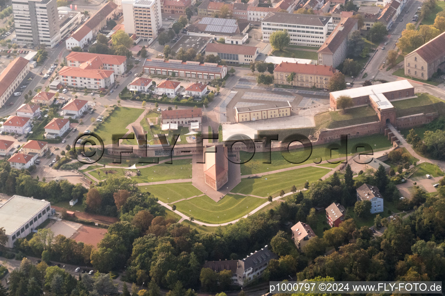 Vue aérienne de Germersheim dans le département Rhénanie-Palatinat, Allemagne