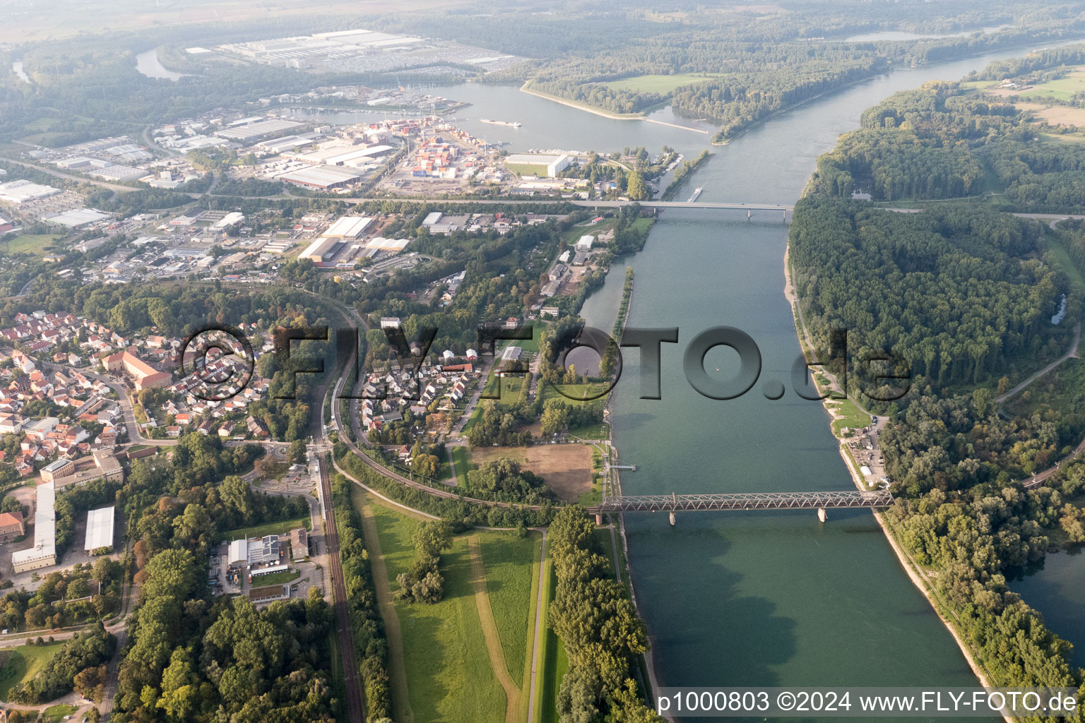 Germersheim dans le département Rhénanie-Palatinat, Allemagne d'en haut