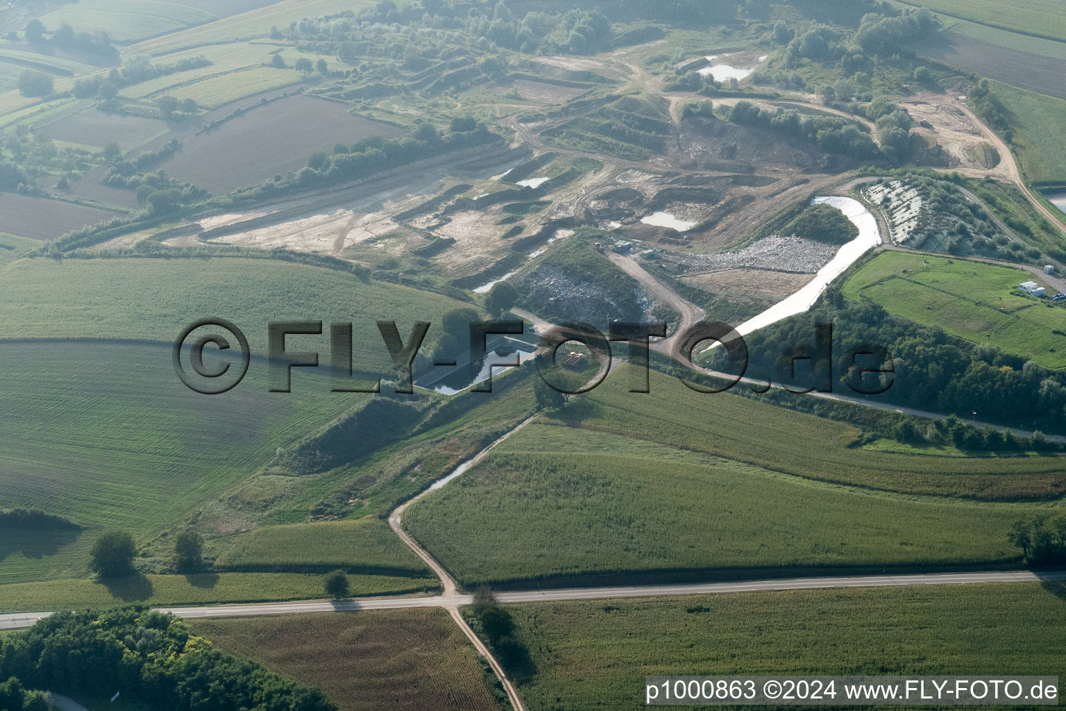 Vue aérienne de Décharge à Schaffhouse-près-Seltz dans le département Bas Rhin, France