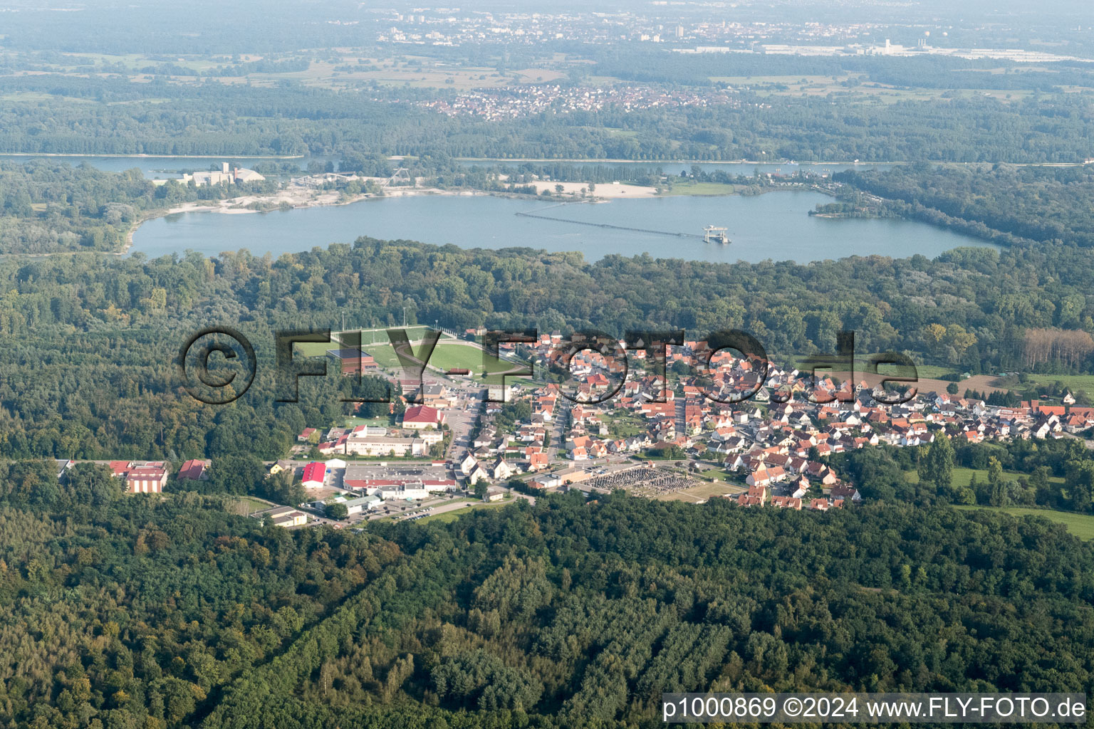 Seltz dans le département Bas Rhin, France vu d'un drone