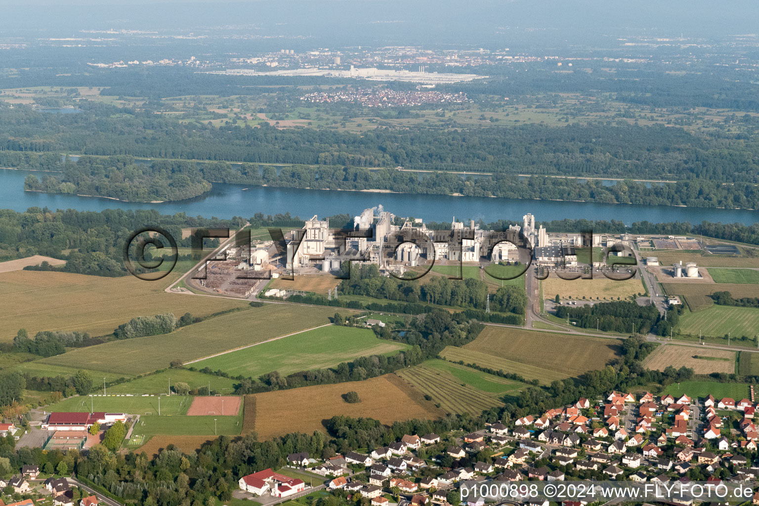 Beinheim dans le département Bas Rhin, France d'un drone