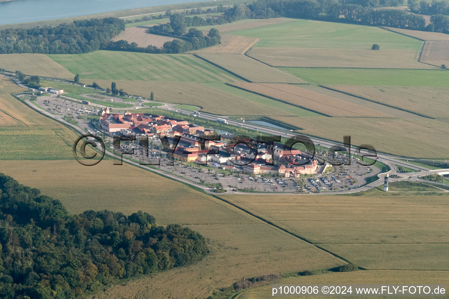 Photographie aérienne de Centre de vente à Roppenheim dans le département Bas Rhin, France