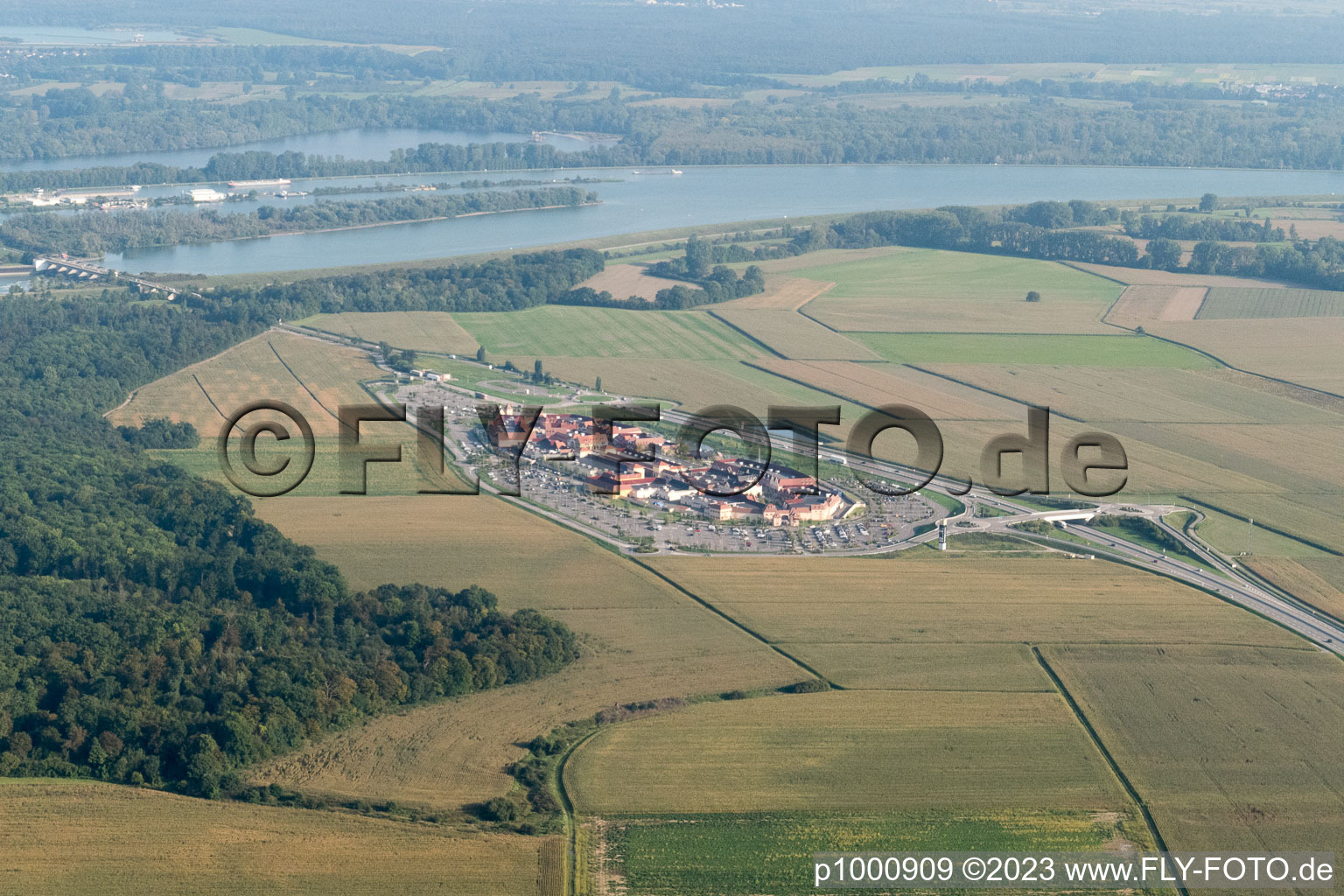 Vue oblique de Centre de sortie à Roppenheim dans le département Bas Rhin, France