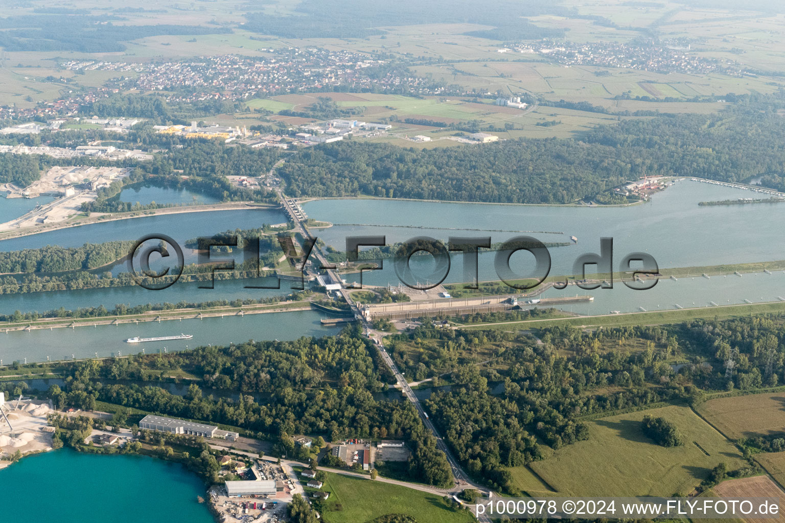 Vue aérienne de Écluse près de Freistett à Gambsheim dans le département Bas Rhin, France