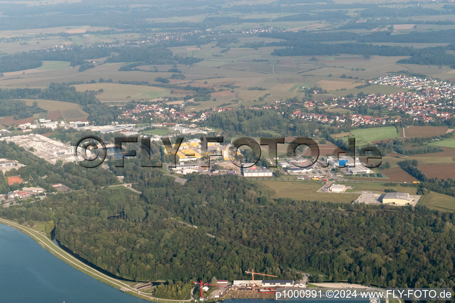 Vue d'oiseau de Quartier Freistett in Rheinau dans le département Bade-Wurtemberg, Allemagne