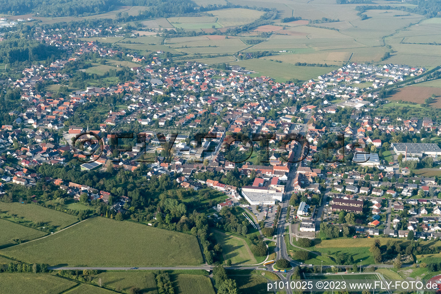Quartier Freistett in Rheinau dans le département Bade-Wurtemberg, Allemagne d'un drone