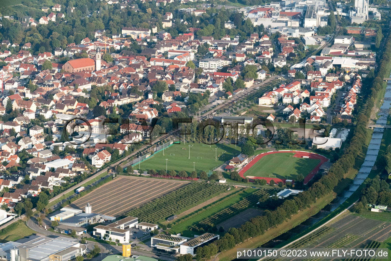 Vue aérienne de Stade Renchtal à Oberkirch dans le département Bade-Wurtemberg, Allemagne