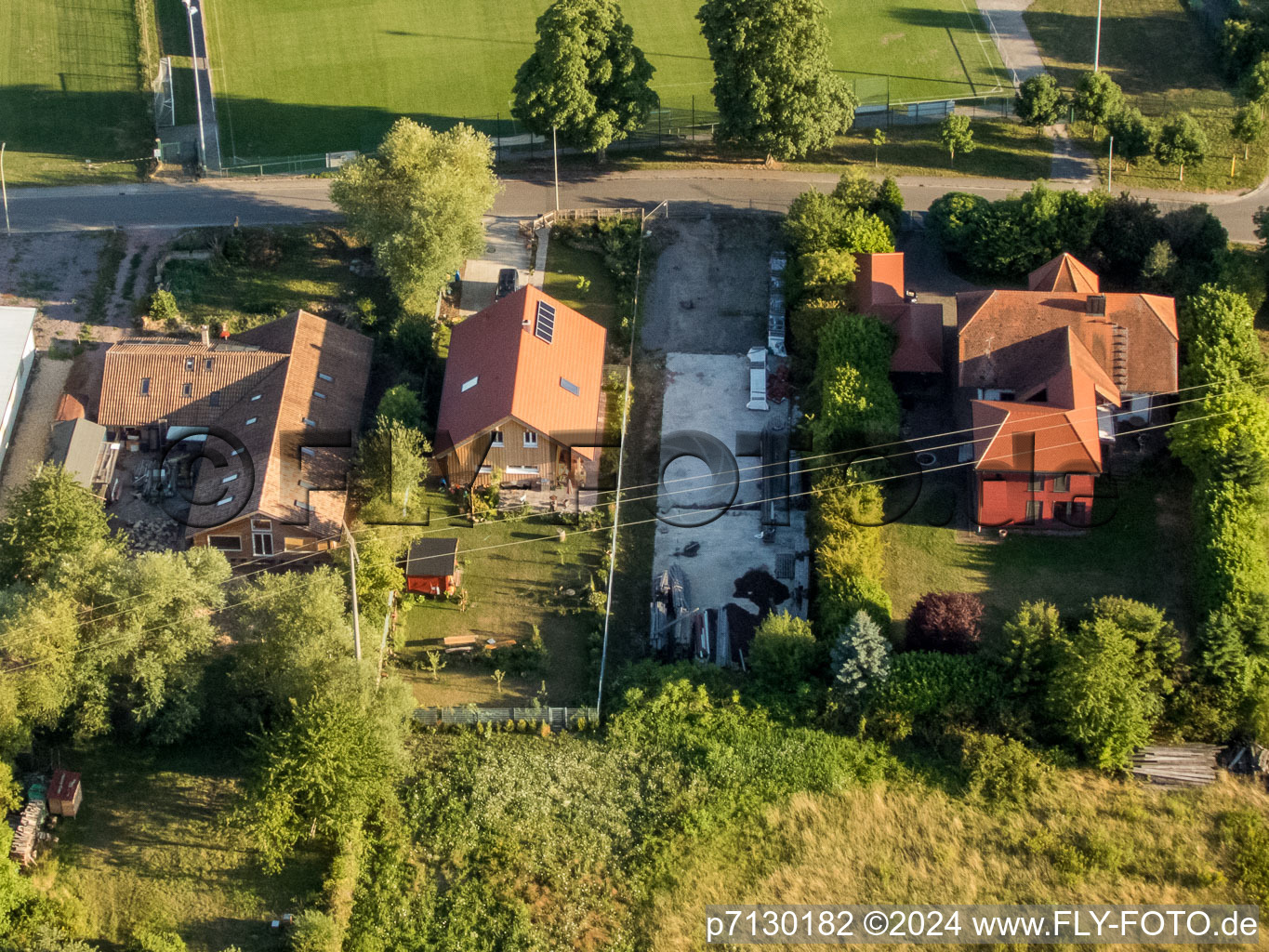 Vue d'oiseau de Quartier Billigheim in Billigheim-Ingenheim dans le département Rhénanie-Palatinat, Allemagne