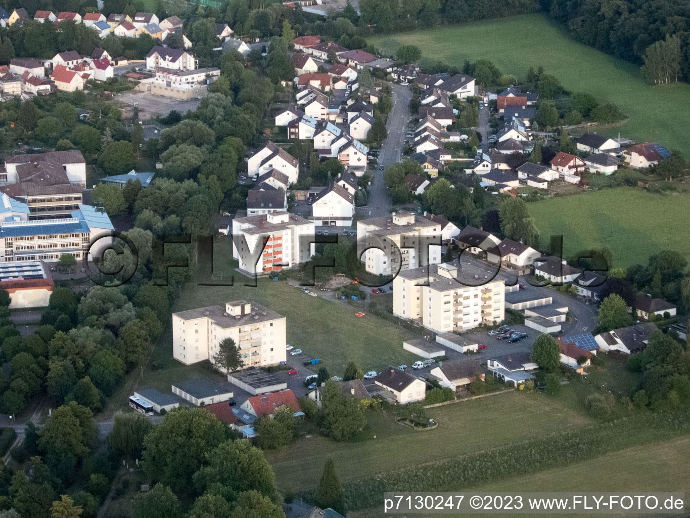 Vue aérienne de Quartier Herxheim in Herxheim bei Landau dans le département Rhénanie-Palatinat, Allemagne