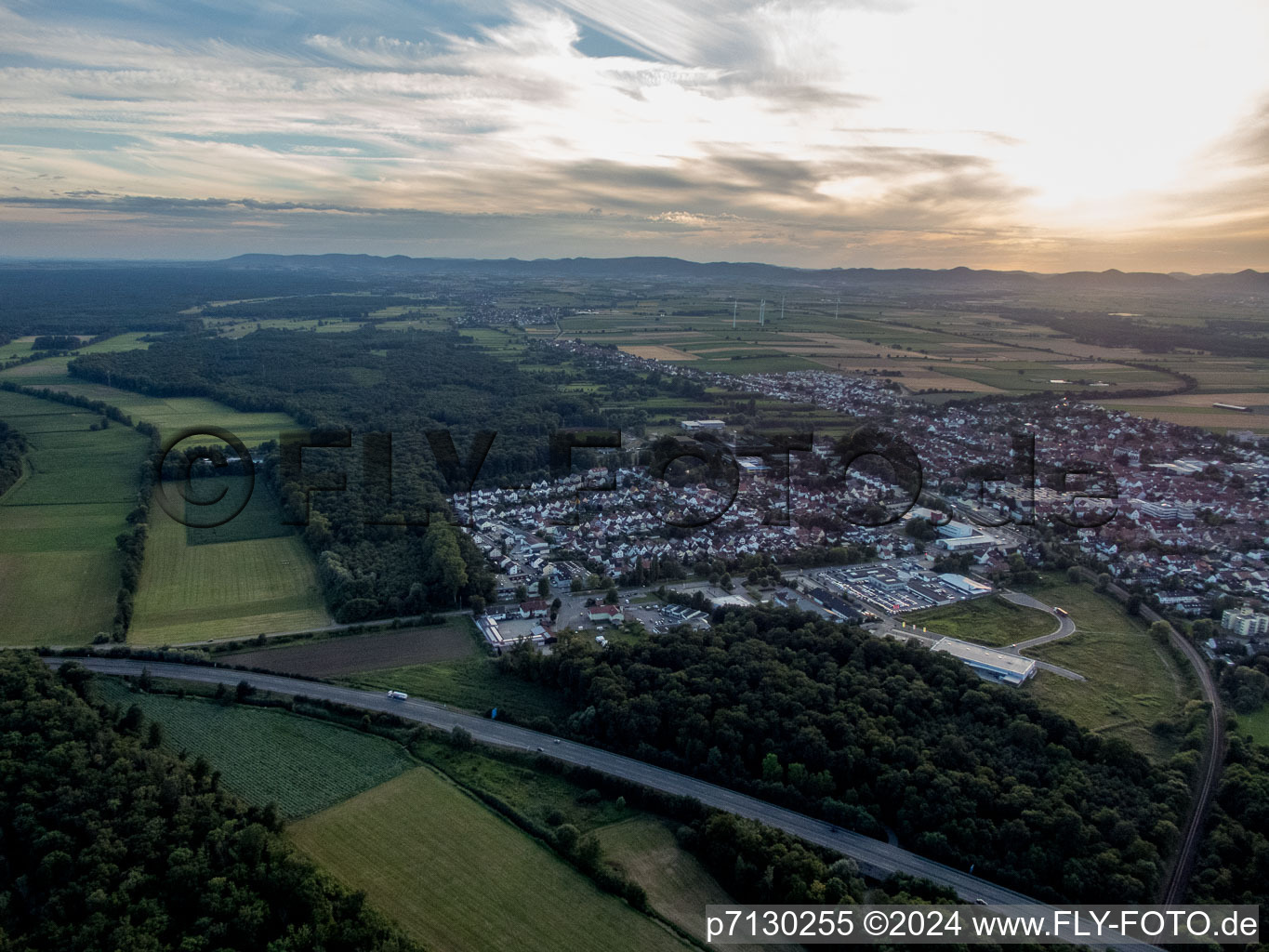 Vue aérienne de Kandel dans le département Rhénanie-Palatinat, Allemagne