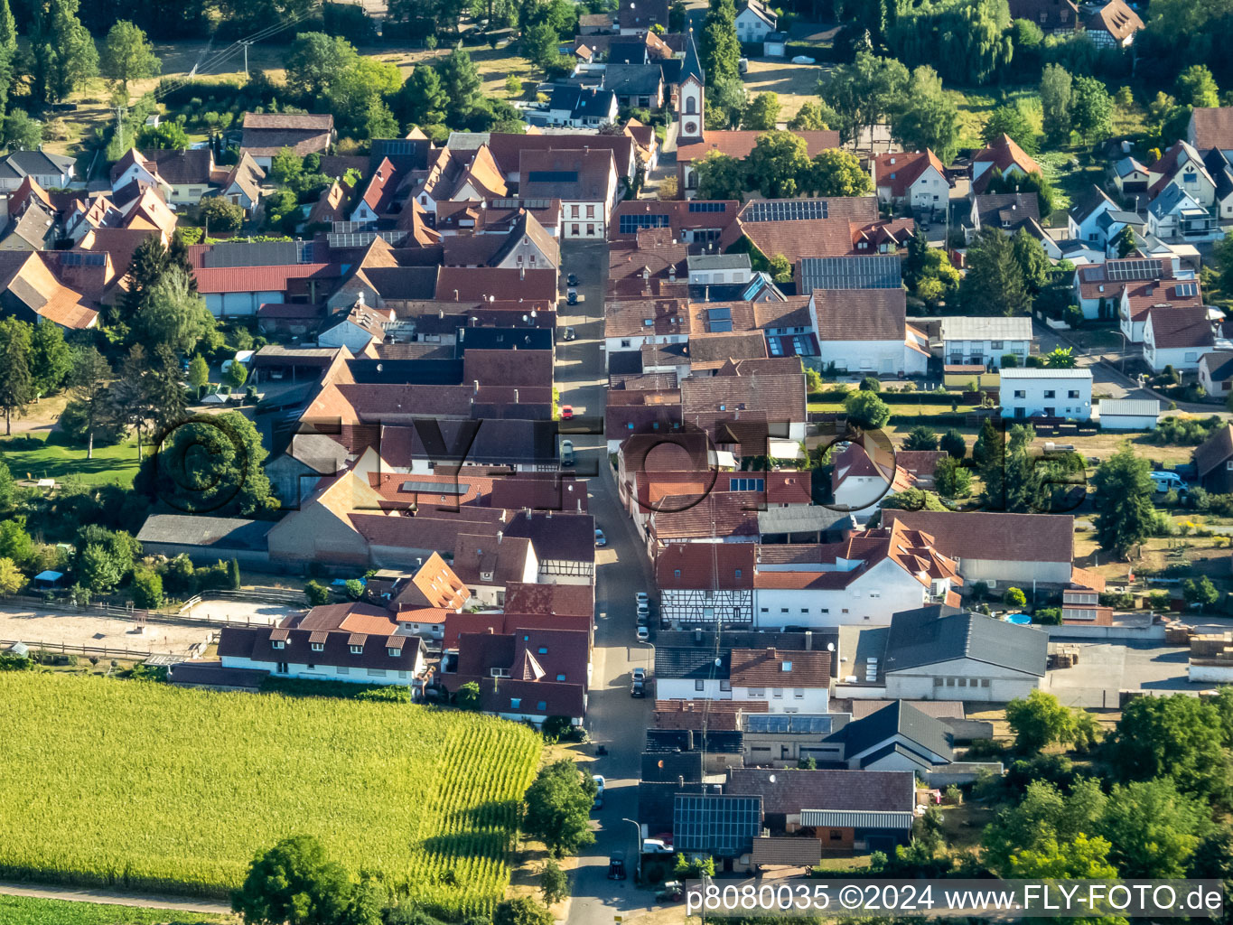 Vue aérienne de Waldstr. à le quartier Mühlhofen in Billigheim-Ingenheim dans le département Rhénanie-Palatinat, Allemagne