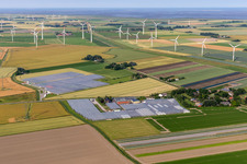Vue aérienne de Serviteur Herrmann à le quartier Schülperweide in Schülp dans le département Schleswig-Holstein, Allemagne