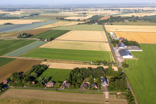 Vue aérienne de Karl-Ernst Eggers à Karolinenkoog dans le département Schleswig-Holstein, Allemagne