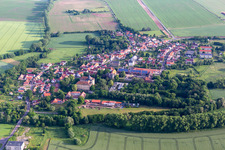 Vue aérienne de Quartier Friedrichswerth in Nessetal dans le département Thuringe, Allemagne