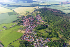 Vue aérienne de Quartier Seebergen in Drei Gleichen dans le département Thuringe, Allemagne