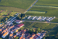 Vue aérienne de Stationnement camping-car à Dierbach dans le département Rhénanie-Palatinat, Allemagne