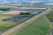 Vue aérienne de Résidence de vacances et camping Wesselburenerkoog à Wesselburenerkoog dans le département Schleswig-Holstein, Allemagne