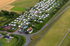Résidence de vacances et camping Wesselburenerkoog à Wesselburenerkoog dans le département Schleswig-Holstein, Allemagne hors des airs
