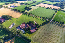 Melkschöppken de Lanfer à le quartier Tungerloh-Pröbsting in Gescher dans le département Rhénanie du Nord-Westphalie, Allemagne d'en haut