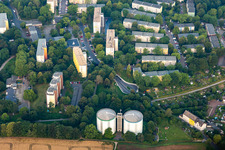 Vue aérienne de Hochfeldstrasse à le quartier Leithe in Essen dans le département Rhénanie du Nord-Westphalie, Allemagne