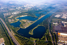 Vue aérienne de Centre sportif de compétition des parcours de régate - Hippodrome de Fühlinger See à le quartier Fühlingen in Köln dans le département Rhénanie du Nord-Westphalie, Allemagne