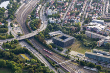 Vue aérienne de Bâtiment administratif de la banque Kreissparkasse Tübingen - Direction à Tübingen dans le département Bade-Wurtemberg, Allemagne