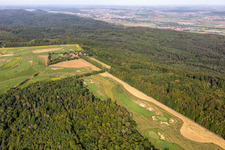 Vue d'oiseau de Club de golf Schloss Kressbach à le quartier Kreßbach in Tübingen dans le département Bade-Wurtemberg, Allemagne