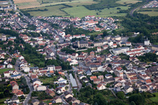 Vue aérienne de Hettange-Grande dans le département Moselle, France