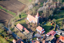 Vue aérienne de Église de Minfeld à Minfeld dans le département Rhénanie-Palatinat, Allemagne