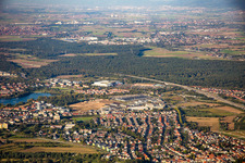 Vue aérienne de Zone commerciale Schütte-Lanz-Park à Brühl dans le département Bade-Wurtemberg, Allemagne