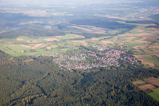 Vue aérienne de De l'ouest à Neunkirchen dans le département Bade-Wurtemberg, Allemagne