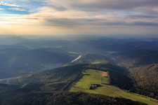 Vue aérienne de Haras équestre Rancho el Paraiso à le quartier Unterdielbach in Eberbach dans le département Bade-Wurtemberg, Allemagne