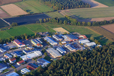 Vue aérienne de Zone industrielle de Am Gäxwald vue du sud-ouest à Herxheim bei Landau dans le département Rhénanie-Palatinat, Allemagne