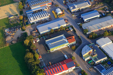 Vue aérienne de Zone industrielle de Gäxwald avec Terberg HS GmbH et Fliehmann and Partner mbB à Herxheim bei Landau dans le département Rhénanie-Palatinat, Allemagne