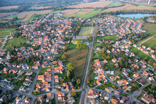Vue aérienne de Rountzenheim dans le département Bas Rhin, France