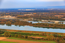 Vue aérienne de Écluse du Rhin et EnBW Energie Baden-Württemberg AG, centrale électrique du Rhin Iffezheim à Iffezheim dans le département Bade-Wurtemberg, Allemagne