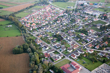 Beinheim dans le département Bas Rhin, France vu d'un drone