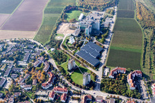 Vue aérienne de Terrain de l'hôpital de la Klinikum Worms gGmbH à le quartier Herrnsheim in Worms dans le département Rhénanie-Palatinat, Allemagne