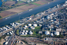 Du nord à le quartier BASF in Ludwigshafen am Rhein dans le département Rhénanie-Palatinat, Allemagne vue d'en haut